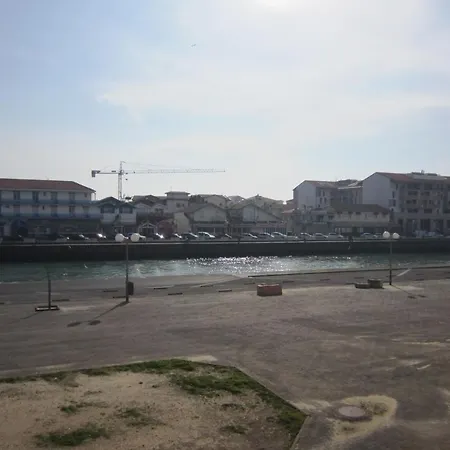 Pour 3/4 Personnes Avec Vue Sur Le Port De Plaisance- Notre-dame Apartment Capbreton